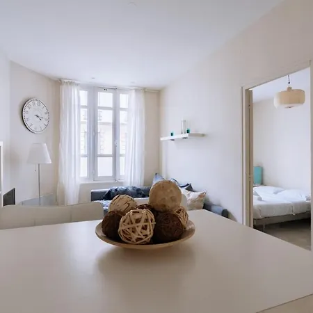 Modern & Bright - Central Apartamento